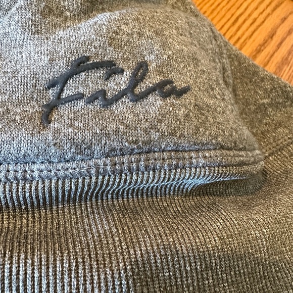 Fila Zip Up Hoodie Sweater Gray Size Medium. - Picture 5 of 9